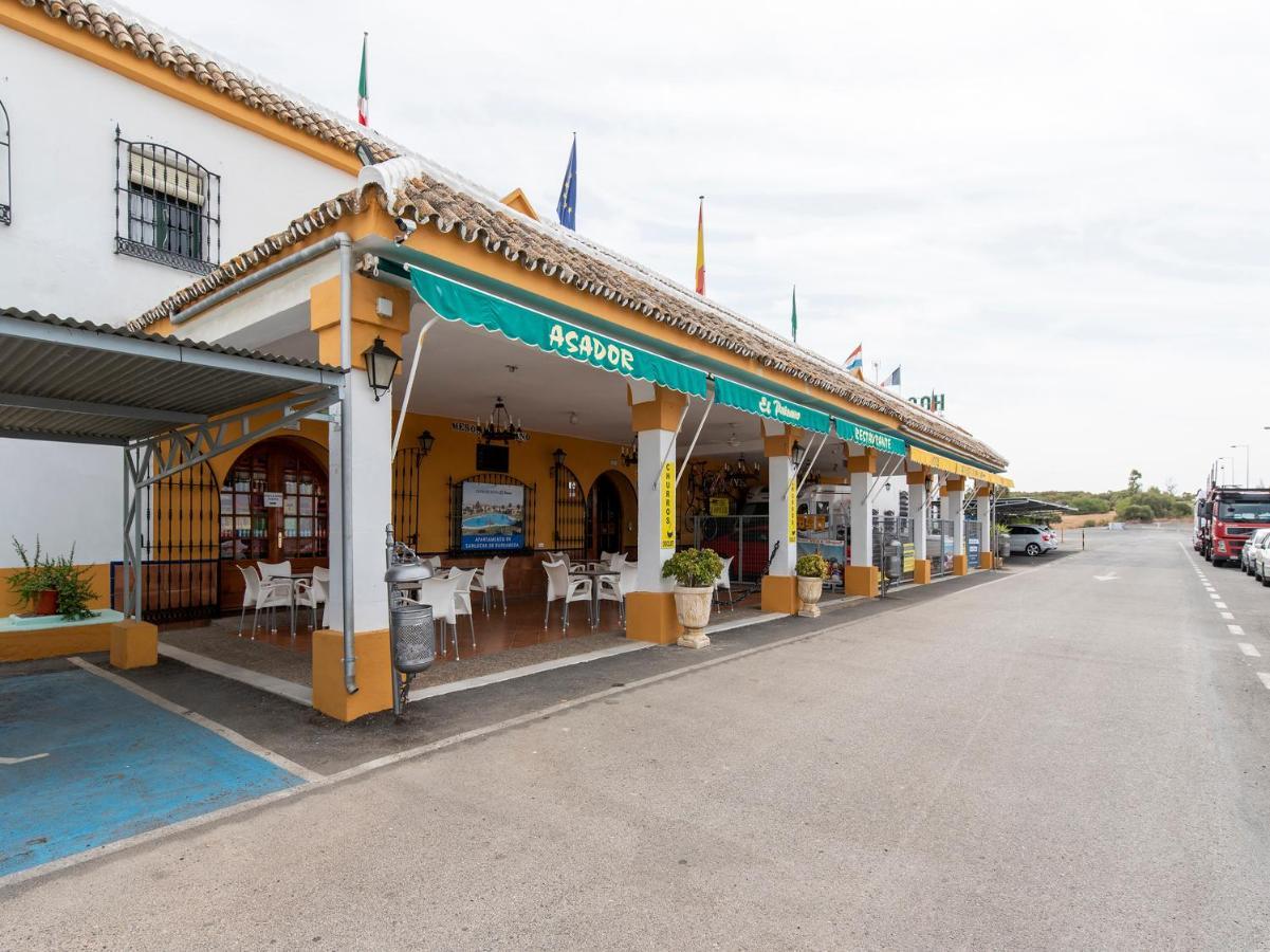 Oyo Hostal El Paisano Utrera Ngoại thất bức ảnh